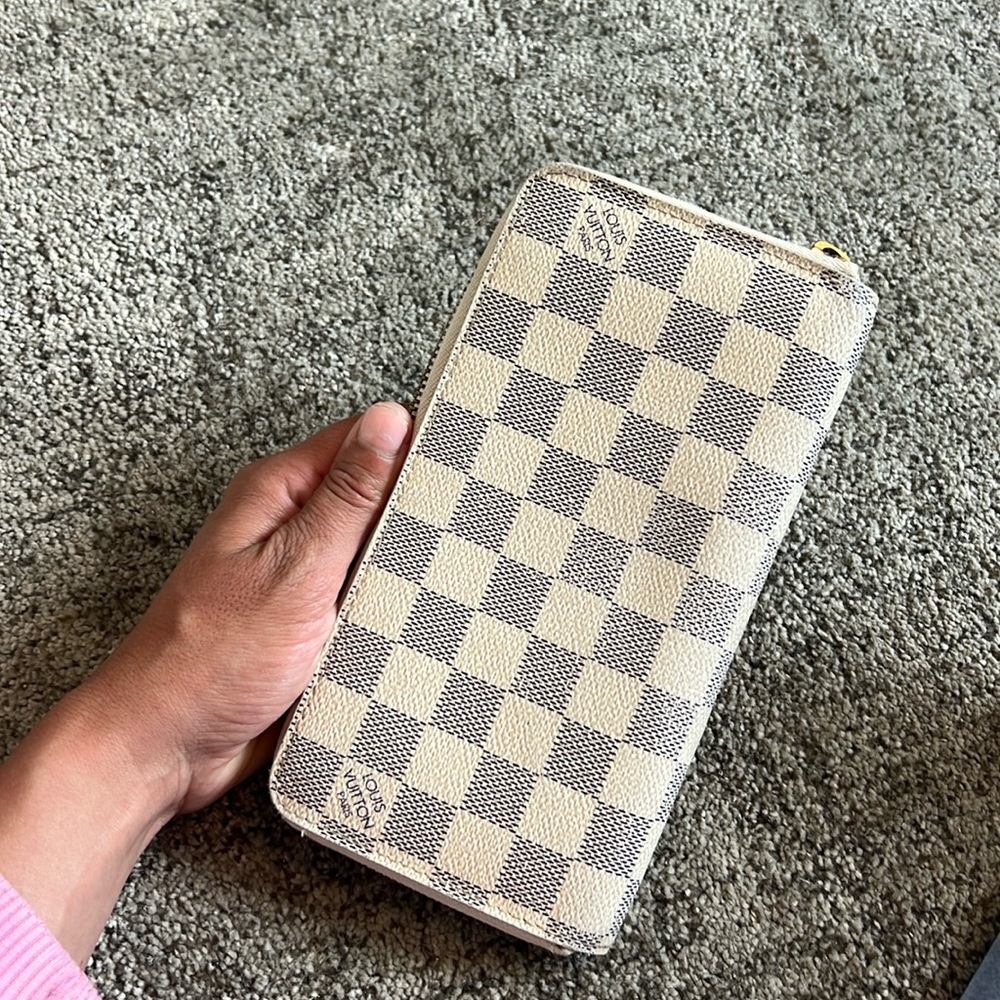 Louis Vuitton Damier Wallet
